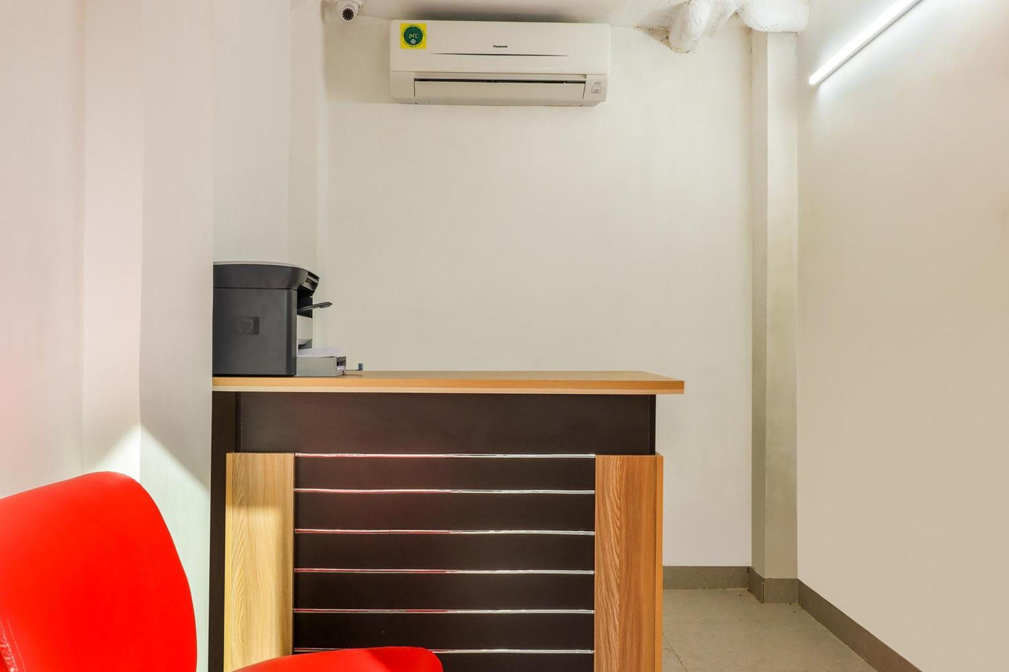 Hotel O Vgs Chinhat Dış mekan fotoğraf